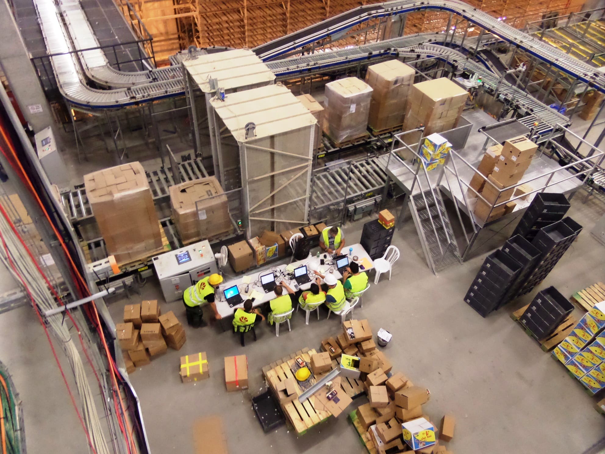 Commissioning a Logistic Center 2015 Alon Eisenberg